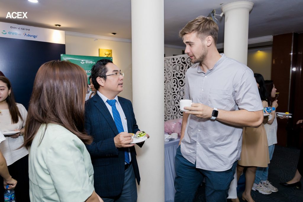 IMT - trai nghiem nhan vien